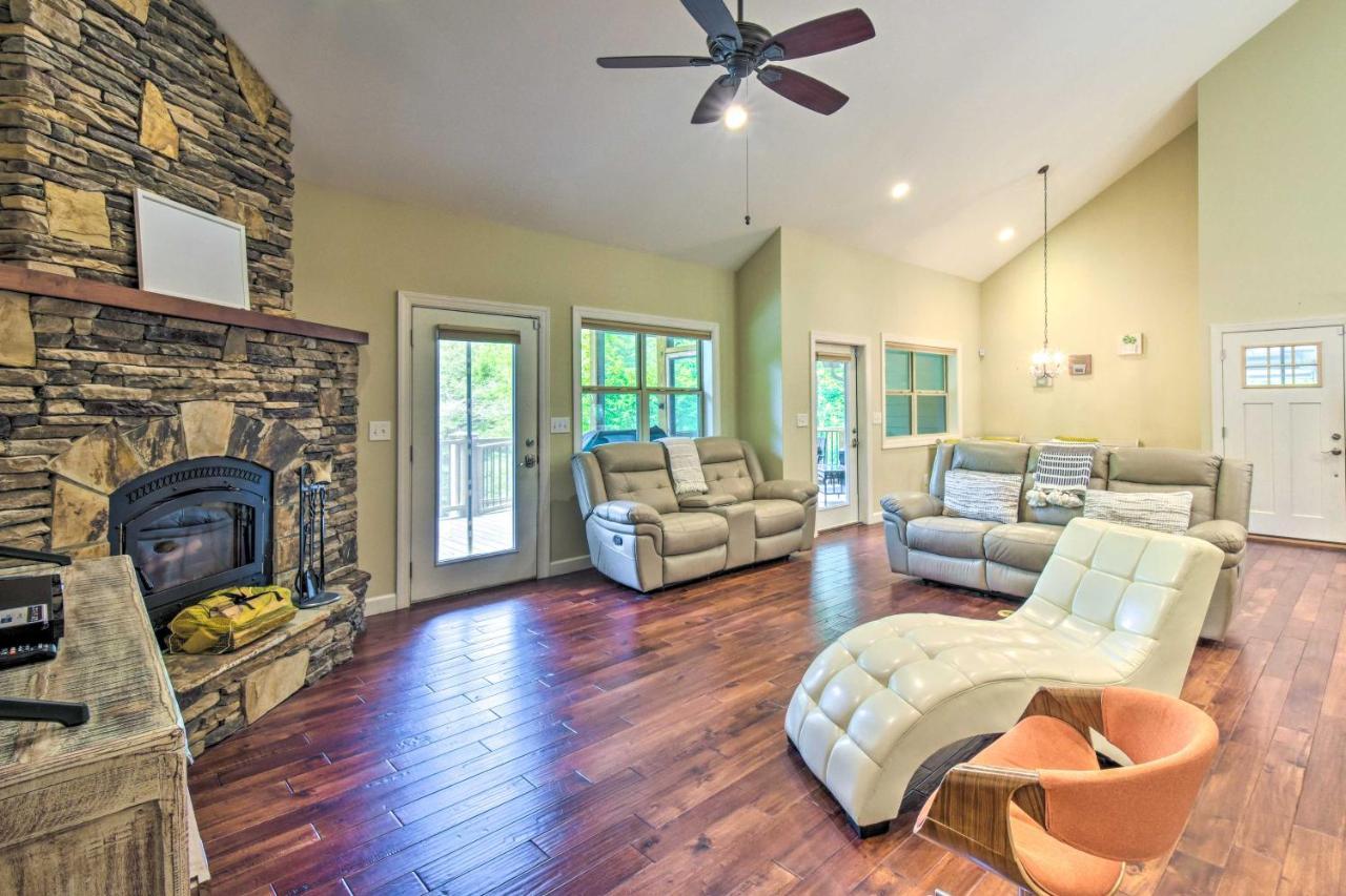Cozy Riverside Dahlonega Home With Kayaks And Fire Pit Esterno foto