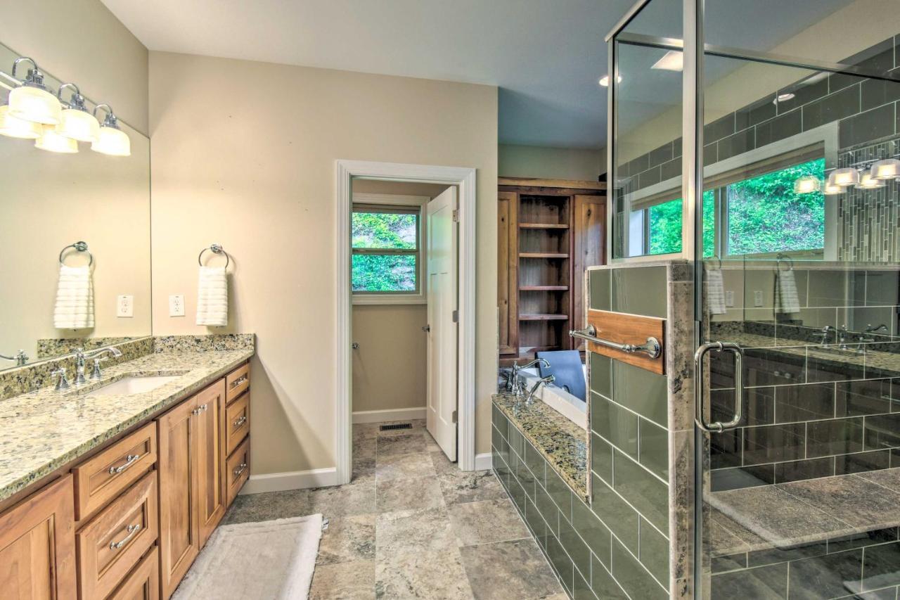 Cozy Riverside Dahlonega Home With Kayaks And Fire Pit Esterno foto